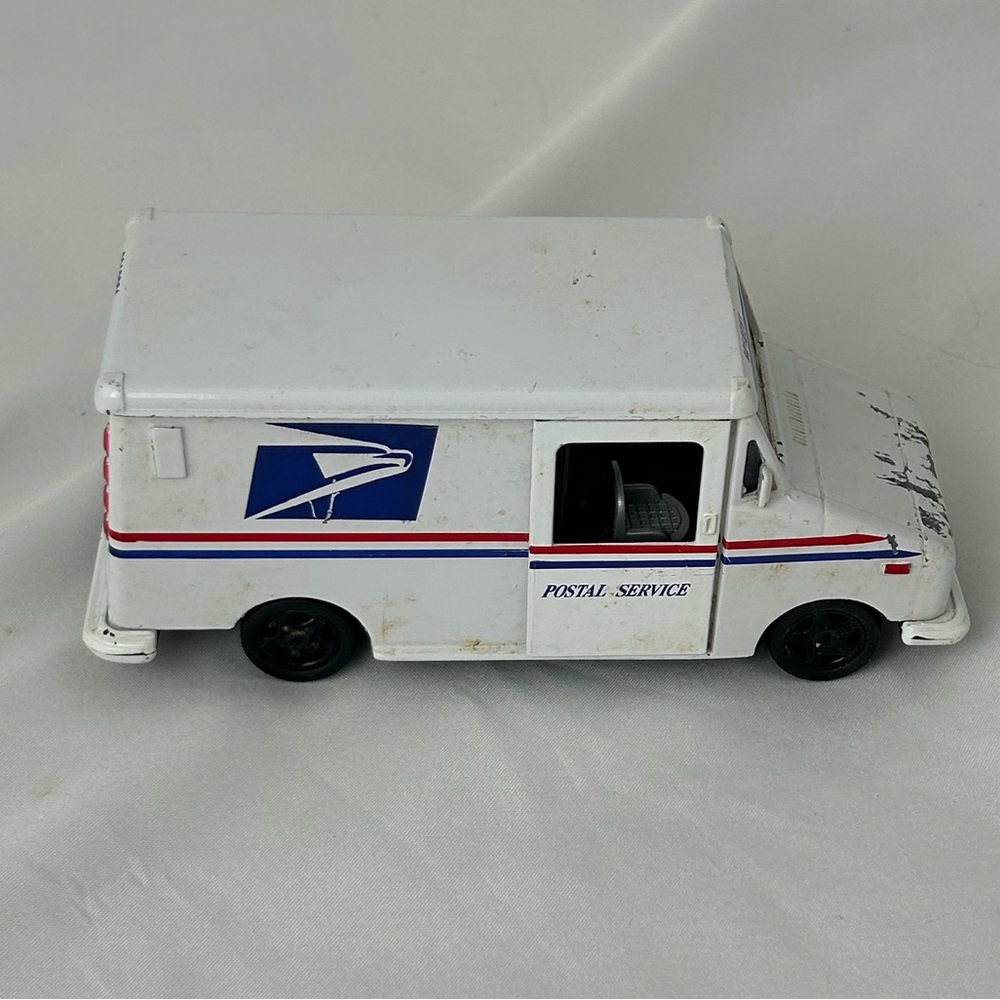 USPS Postal Service Wind Up Toy Truck Used